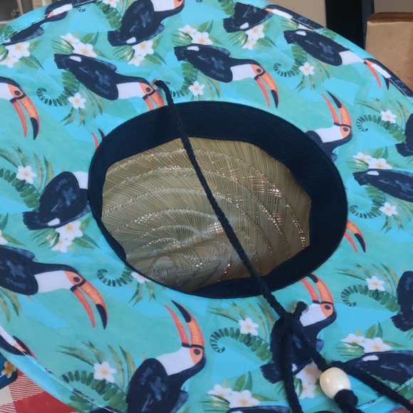 Green bird straw hat - Picture 2 of 3